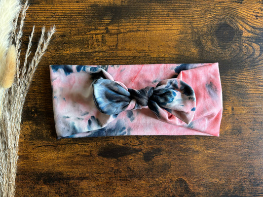 Pink tie dye w/bow